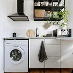 Апартаменти For Friends & Families *